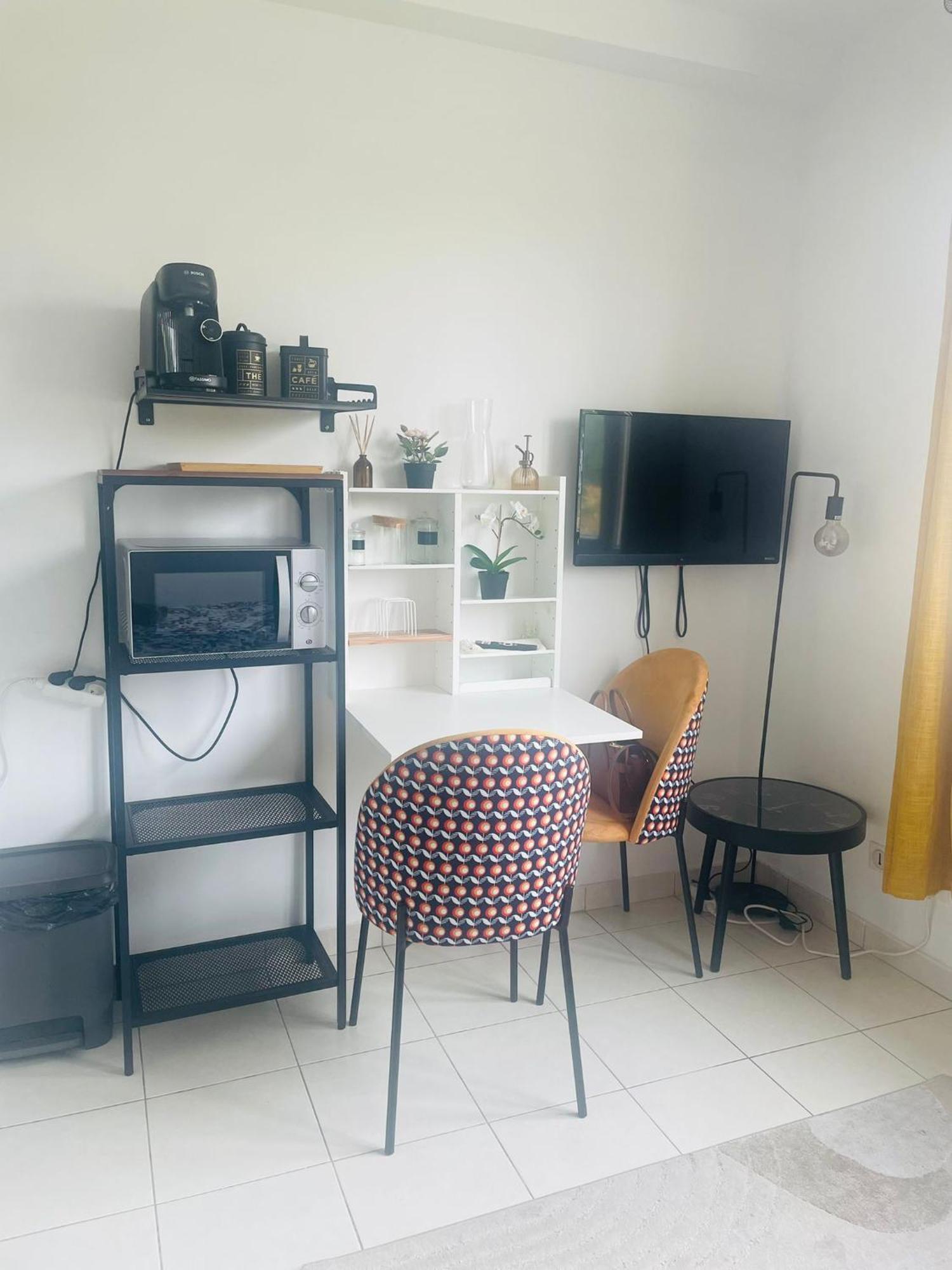 Beau Studio A 30Min De Paris Appartement Bobigny Buitenkant foto