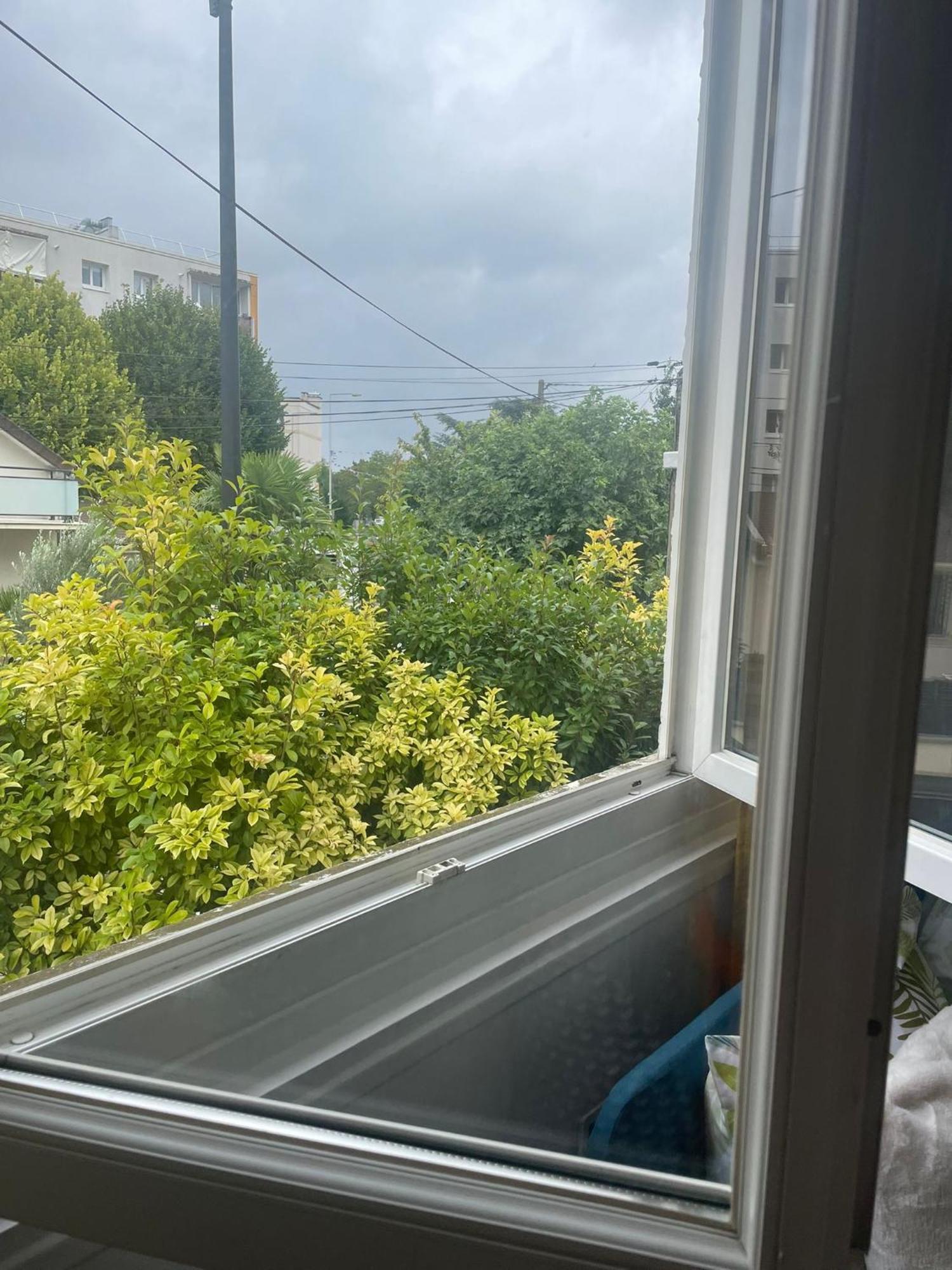 Beau Studio A 30Min De Paris Appartement Bobigny Buitenkant foto